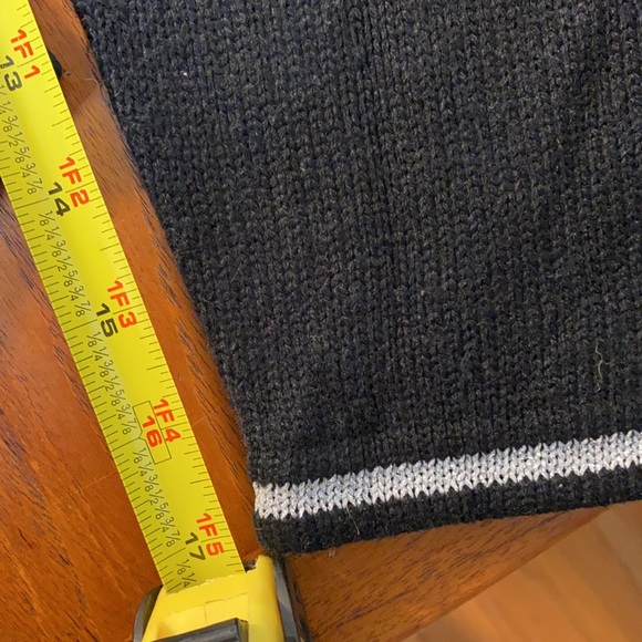 Vintage Christmas Sweater - Picture 14 of 14